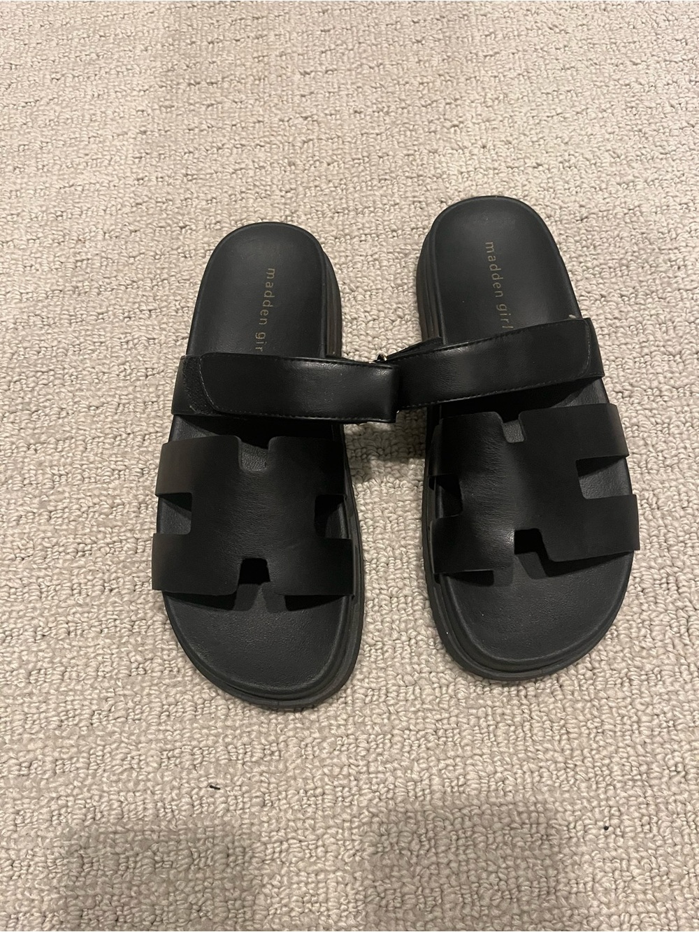 Madden Girl Black Cutout Slide Sandals